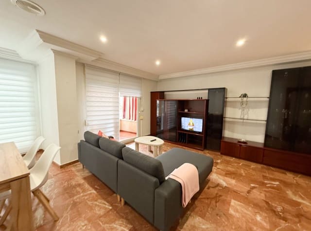 3 bedroom Apartment for rent in Centro - Muelle Pesquero, Torrevieja with garage - € 1,100 (Ref: 9211692)