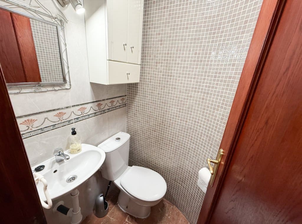 3 soveværelse Lejlighed til leje i Torrevieja med garage - € 1.100 (Ref: 9211692)