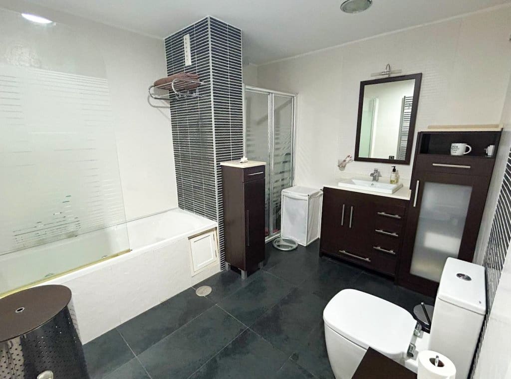 2 soverom Strandleiligheter til leie i Torrevieja - € 1 250 (Ref: 9216886)