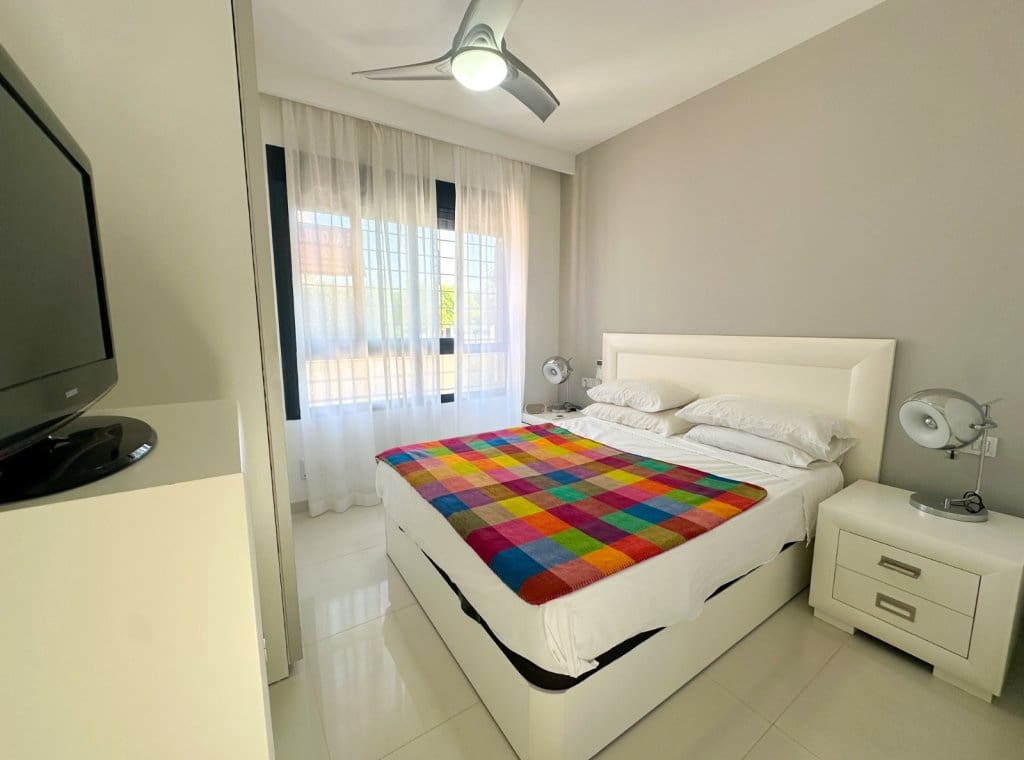 2 bedroom Bungalow for rent in Pilar de la Horadada with pool - € 1,000 (Ref: 9228105)