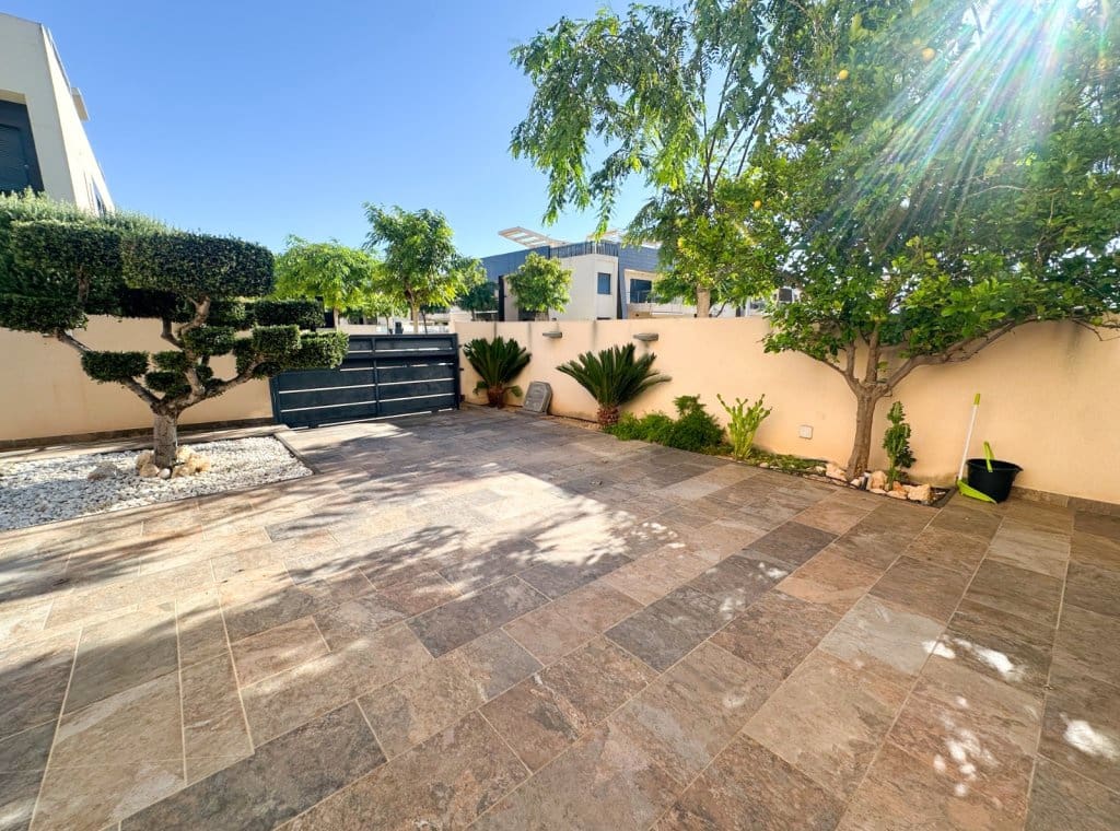 2 bedroom Bungalow for rent in Pilar de la Horadada with pool - € 1,000 (Ref: 9228105)