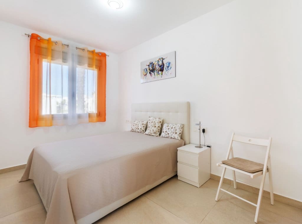4 makuuhuone Huvila vuokrattavana paikassa El Raso mukana uima-altaan - 2 950 € (Ref: 9228424)