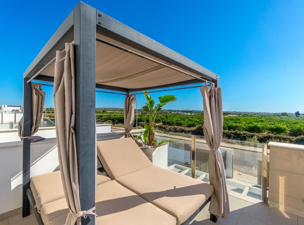 4 makuuhuone Huvila vuokrattavana paikassa El Raso mukana uima-altaan - 2 950 € (Ref: 9228424)