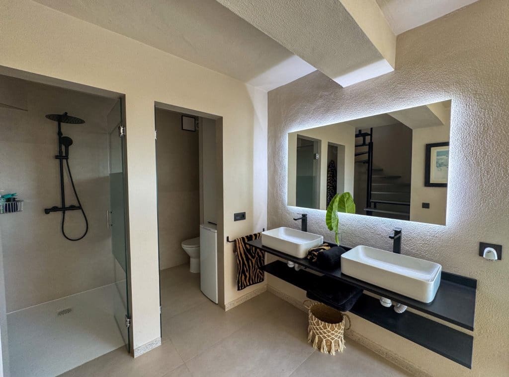 Apartamento de 2 habitaciones en Dehesa de Campoamor en alquiler con piscina - 2.000 € (Ref: 9235920)