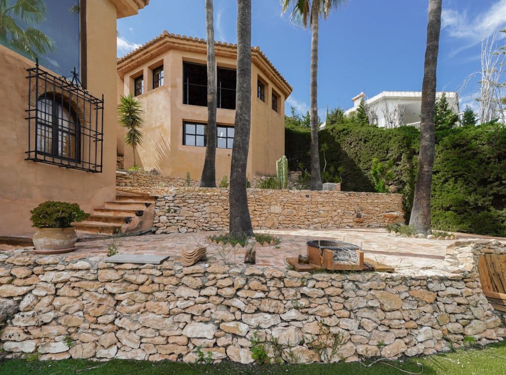 Apartamento de 2 habitaciones en Dehesa de Campoamor en alquiler con piscina - 2.000 € (Ref: 9235920)