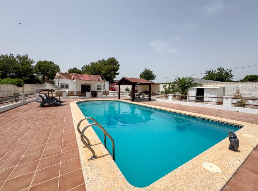 4 camera da letto Villa da affittare in Pinar de Campoverde con piscina garage - 1.800 € (Rif: 9242542)
