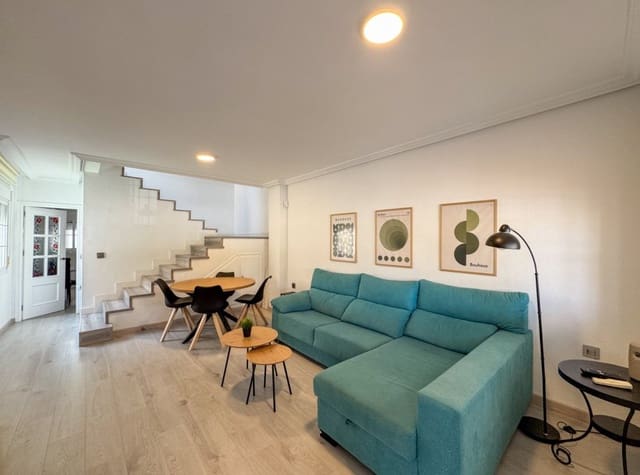 Appartement de 2 chambres à louer à Torre de la Horadada, Pilar de la Horadada - 1 000 € (Ref: 9248497)