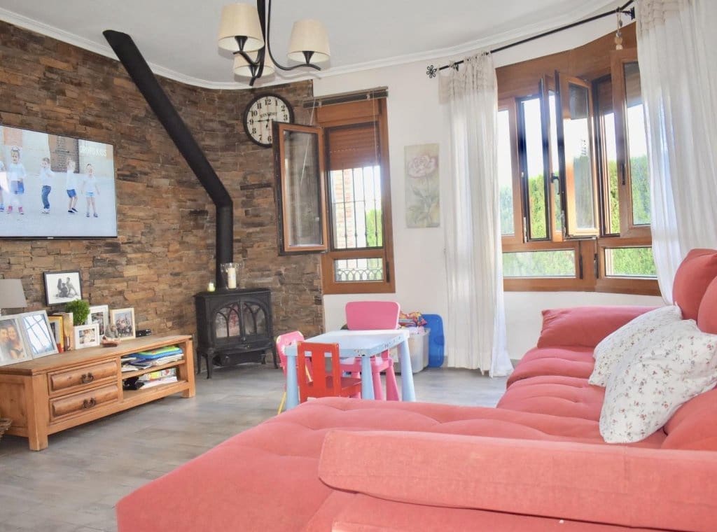 5 makuuhuone Huvila vuokrattavana paikassa Algorfa mukana uima-altaan - 2 300 € (Ref: 9248498)