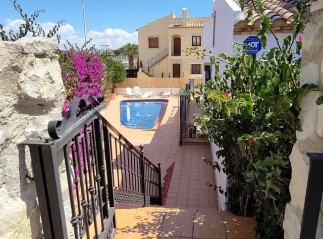 5 slaapkamer Villa te huur in Algorfa met zwembad - € 2.300 (Ref: 9248498)