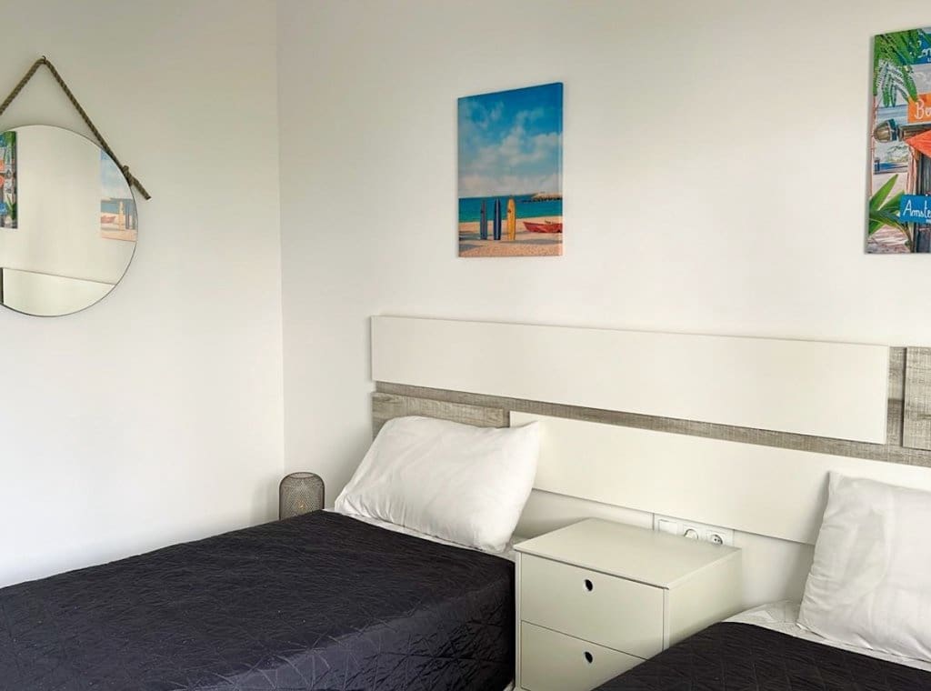 2 soveværelse Bungalow til leje i Pilar de la Horadada med swimmingpool - € 1.500 (Ref: 9254500)