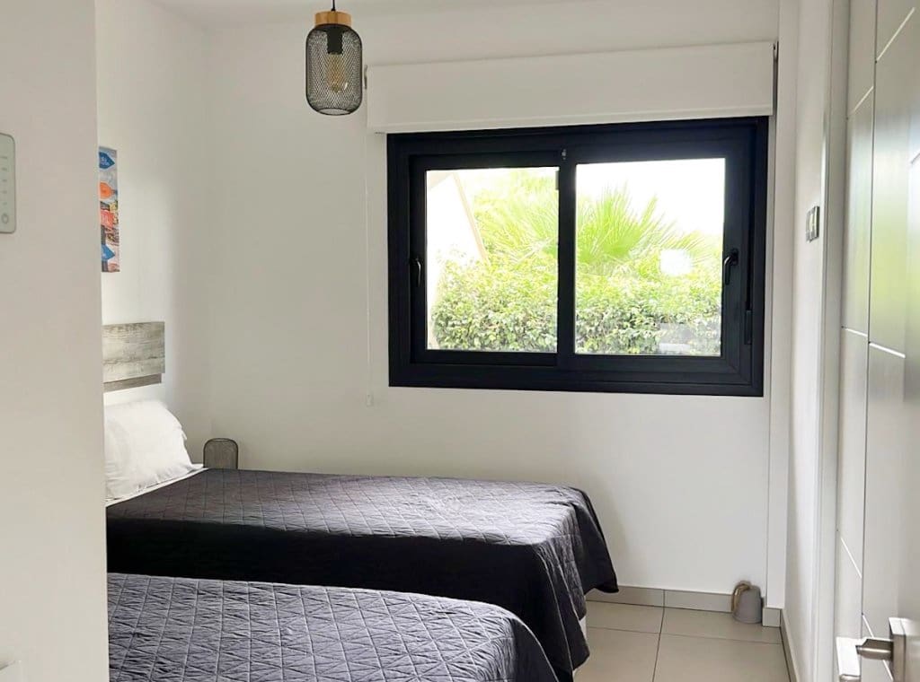 2 soveværelse Bungalow til leje i Pilar de la Horadada med swimmingpool - € 1.500 (Ref: 9254500)