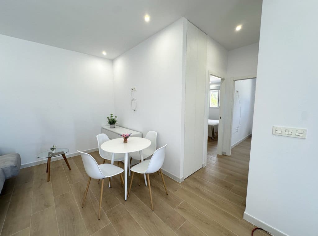 2 soveværelse Byhus til leje i Elche / Elx - € 850 (Ref: 9254501)