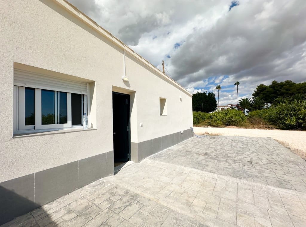 2 soveværelse Byhus til leje i Elche / Elx - € 850 (Ref: 9254501)