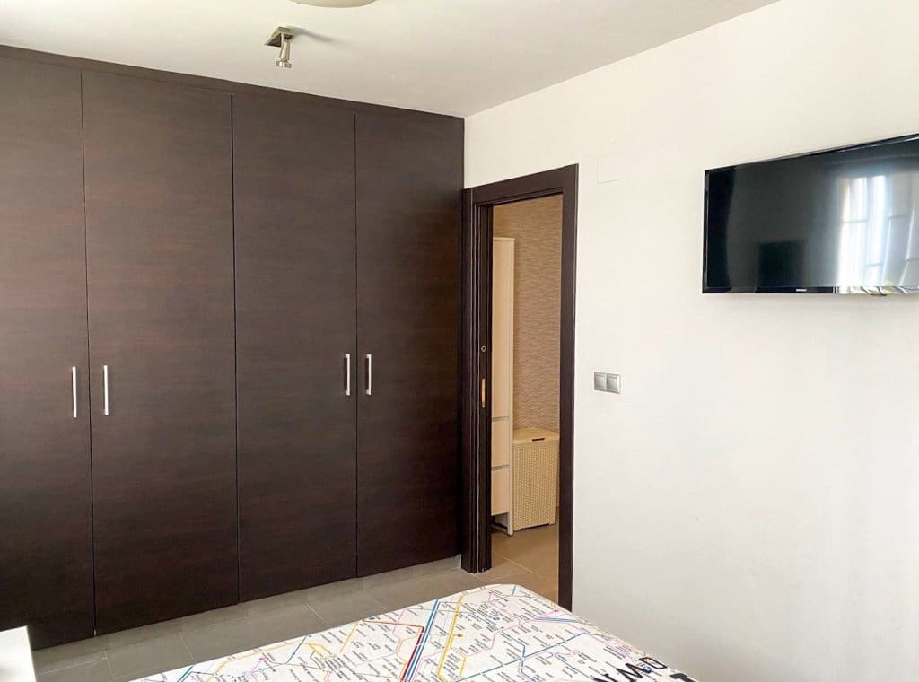 2 bedroom Beach Apartment for sale in Torrevieja with pool - € 340,000 (Ref: 9254502)