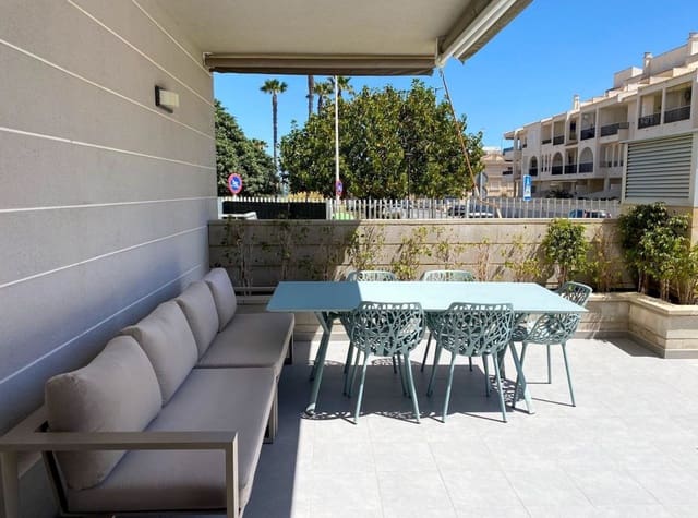 2 bedroom Beach Apartment for sale in Los Europeos, Torrevieja with pool - € 340,000 (Ref: 9254502)