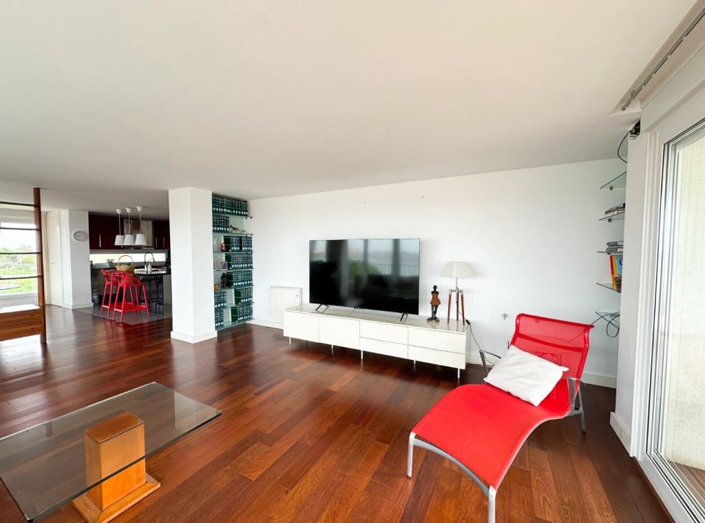 Appartement de 4 chambres à louer à Torrevieja avec piscine garage - 2 100 € (Ref: 9256611)