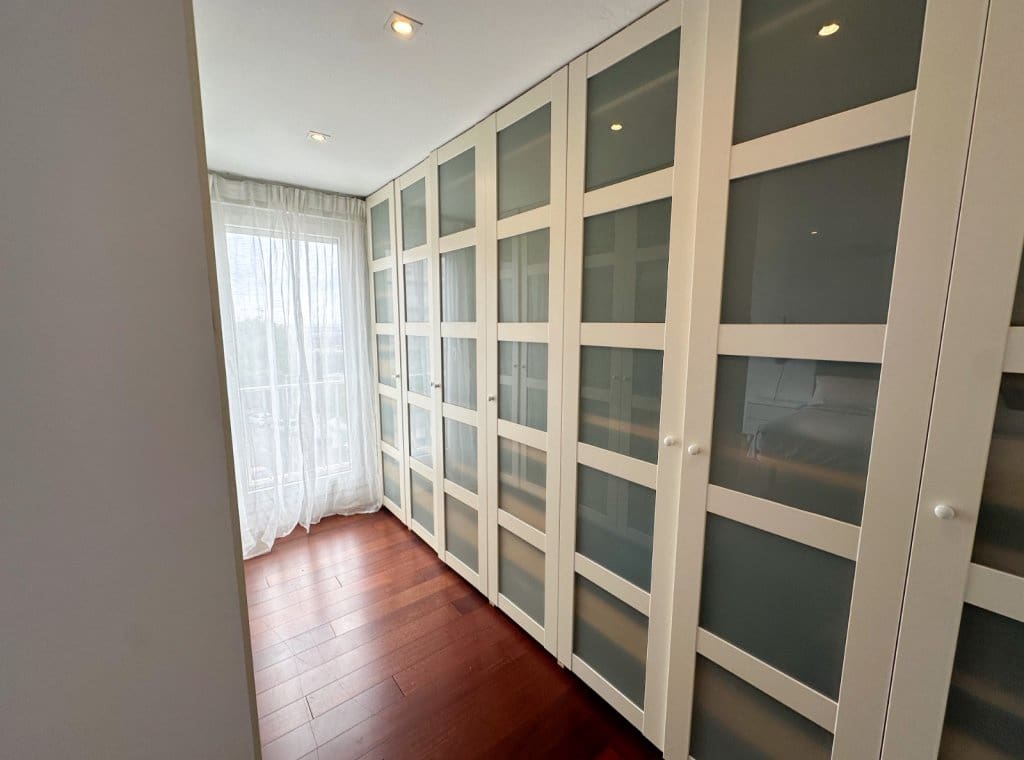 Appartement de 4 chambres à louer à Torrevieja avec piscine garage - 2 100 € (Ref: 9256611)