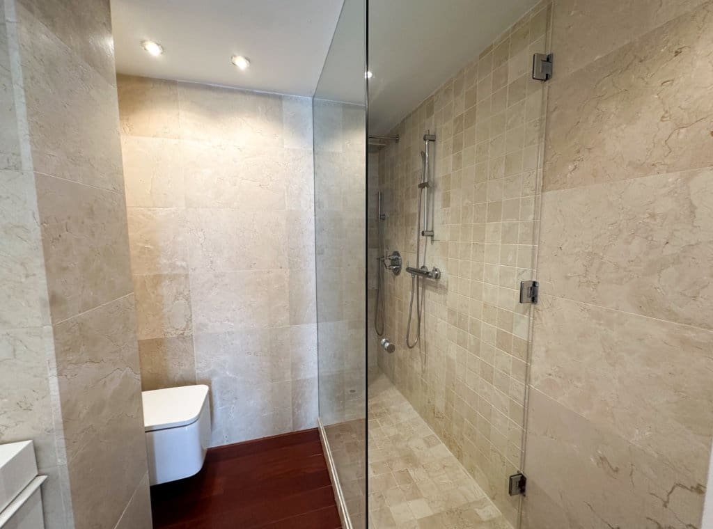 Appartement de 4 chambres à louer à Torrevieja avec piscine garage - 2 100 € (Ref: 9256611)