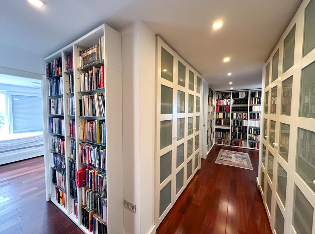 Appartement de 4 chambres à louer à Torrevieja avec piscine garage - 2 100 € (Ref: 9256611)