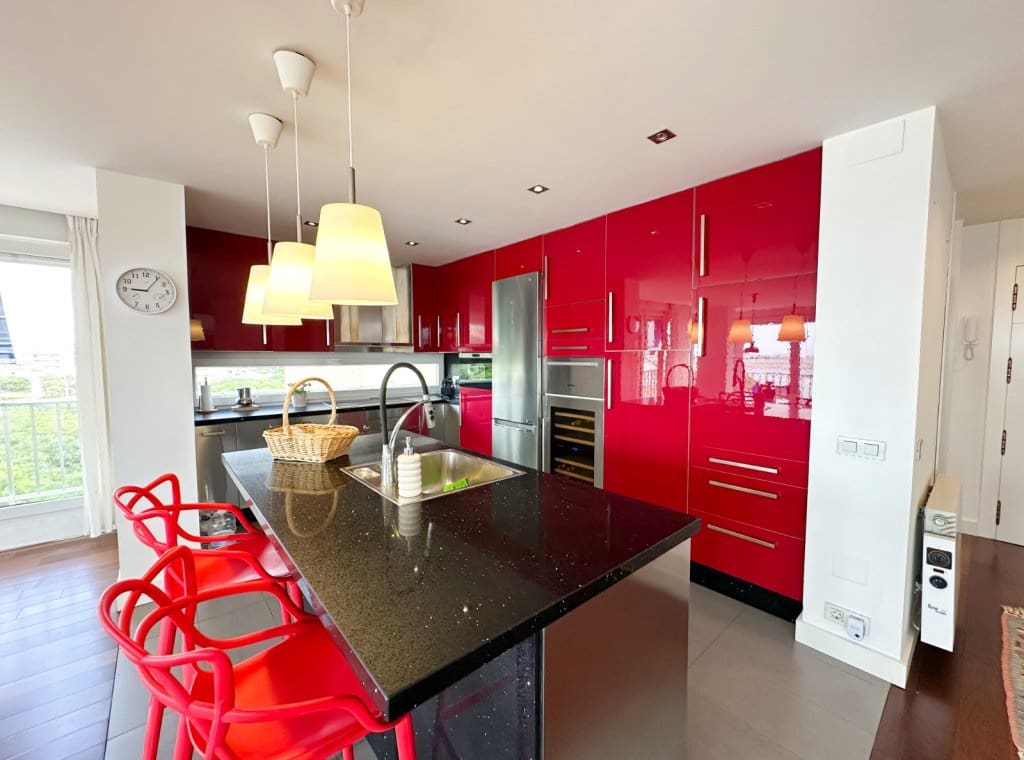 Appartement de 4 chambres à louer à Torrevieja avec piscine garage - 2 100 € (Ref: 9256611)