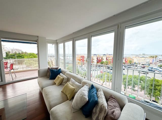 4 slaapkamer Appartement te huur in Puerto Deportivo, Torrevieja met zwembad garage - € 2.100 (Ref: 9256611)