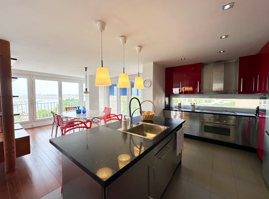 Appartement de 4 chambres à louer à Torrevieja avec piscine garage - 2 100 € (Ref: 9256611)