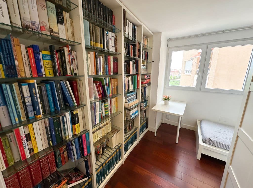 Appartement de 4 chambres à louer à Torrevieja avec piscine garage - 2 100 € (Ref: 9256611)