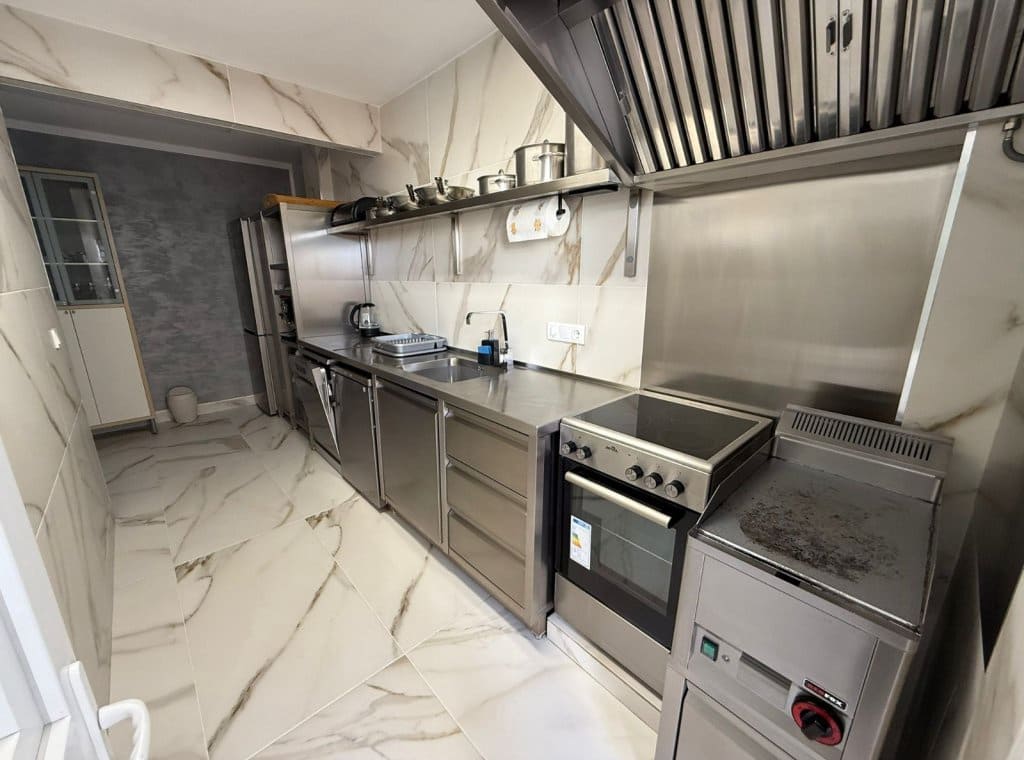 Casa de 3 habitaciones en Torre de la Horadada en alquiler con piscina - 2.000 € (Ref: 9262078)