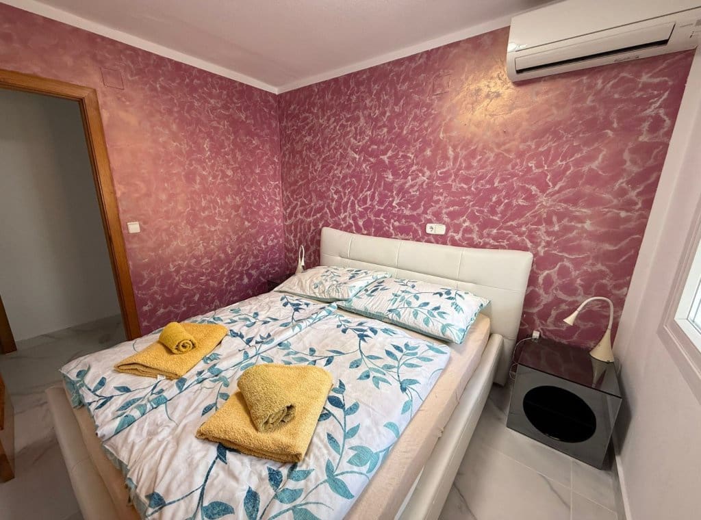 Casa de 3 habitaciones en Torre de la Horadada en alquiler con piscina - 2.000 € (Ref: 9262078)