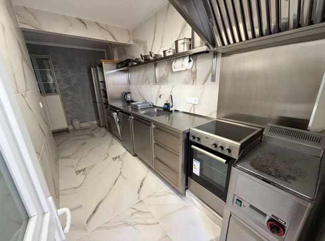 3 bedroom Townhouse for rent in Torre de la Horadada, Pilar de la Horadada with pool - € 2,000 (Ref: 9262078)