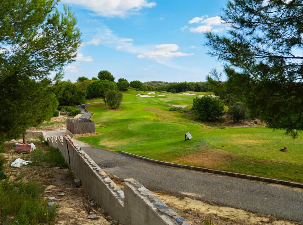 6 bedroom Villa for sale in Dehesa de Campoamor with pool garage - € 5,500,000 (Ref: 9262118)