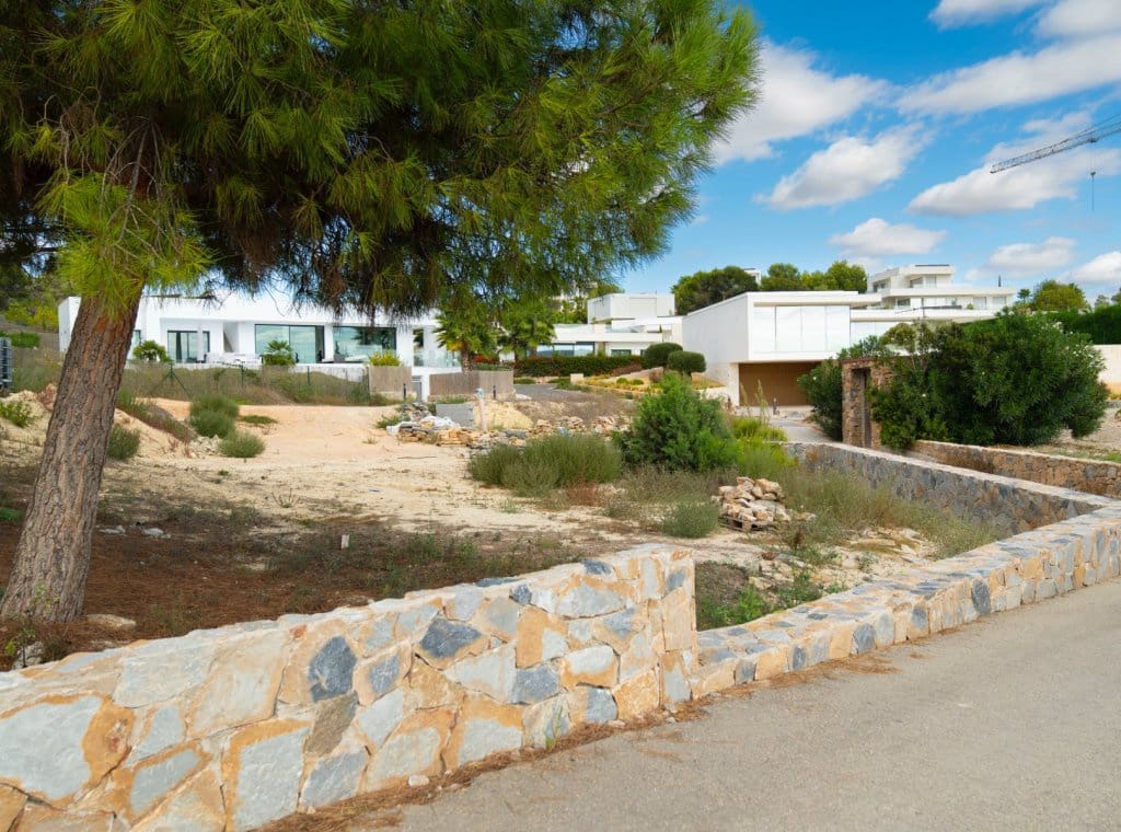 6 bedroom Villa for sale in Dehesa de Campoamor with pool garage - € 5,500,000 (Ref: 9262118)