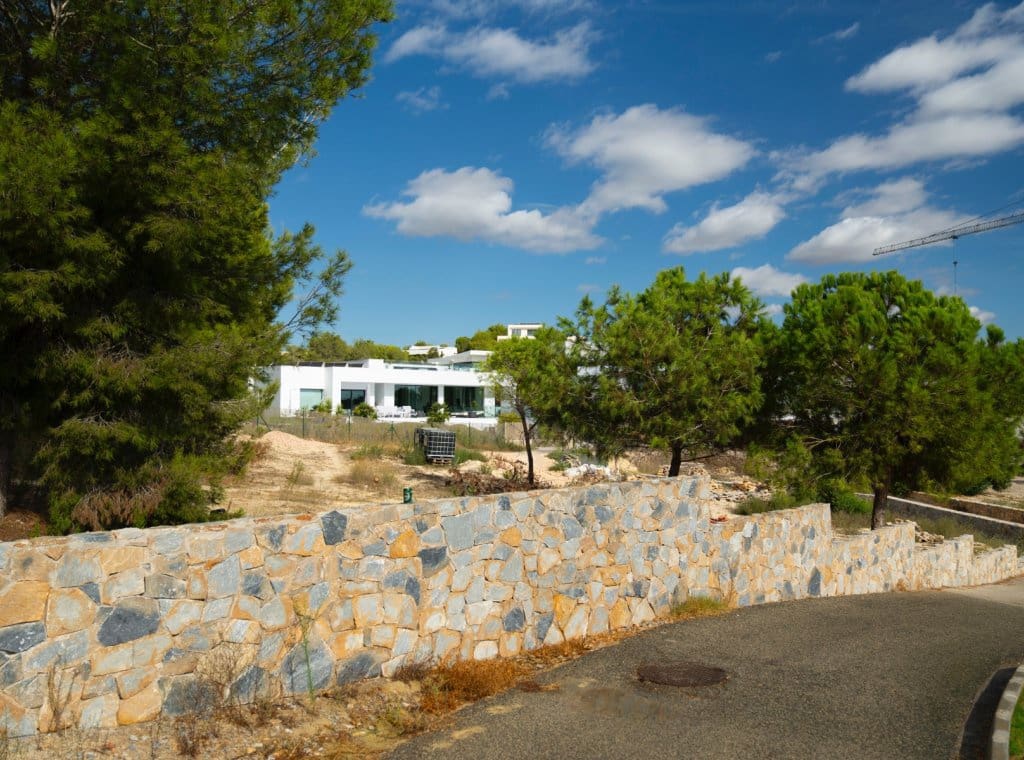 6 bedroom Villa for sale in Dehesa de Campoamor with pool garage - € 5,500,000 (Ref: 9262118)