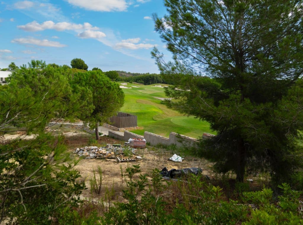 6 bedroom Villa for sale in Dehesa de Campoamor with pool garage - € 5,500,000 (Ref: 9262118)