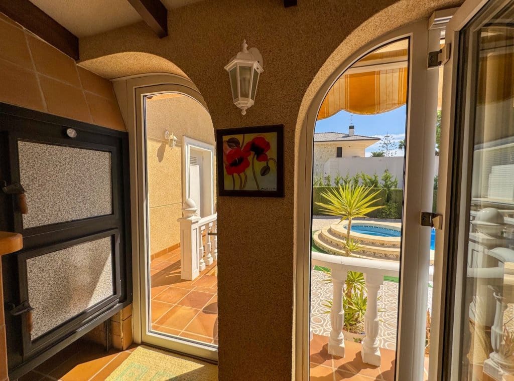 3 bedroom Villa for sale in Orihuela Costa with pool garage - € 1,700,000 (Ref: 9263897)