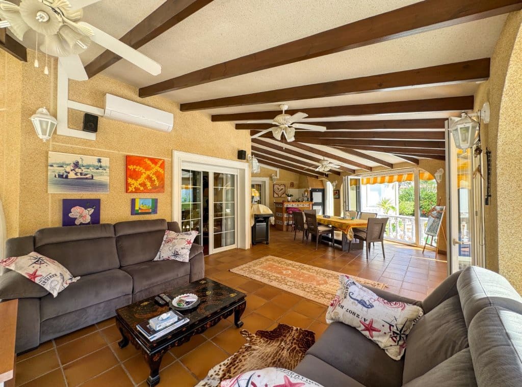 3 bedroom Villa for sale in Orihuela Costa with pool garage - € 1,700,000 (Ref: 9263897)