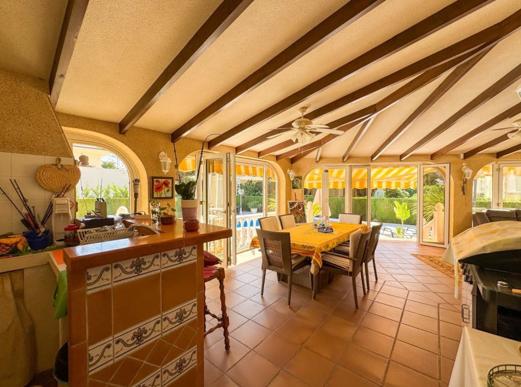 3 bedroom Villa for sale in Orihuela Costa with pool garage - € 1,700,000 (Ref: 9263897)