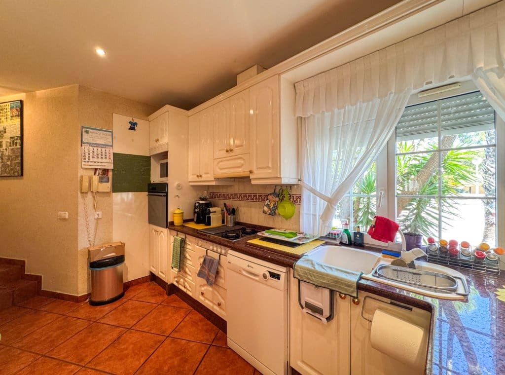 3 bedroom Villa for sale in Orihuela Costa with pool garage - € 1,700,000 (Ref: 9263897)