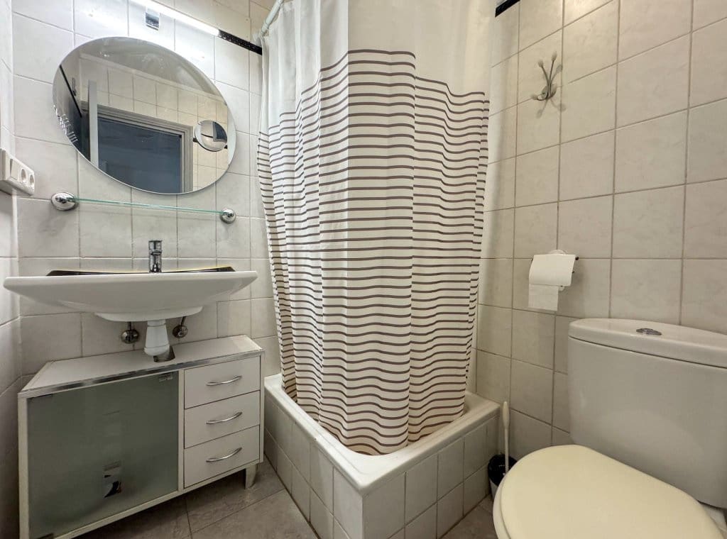 2 slaapkamer Huis te huur in Guardamar del Segura met zwembad - € 750 (Ref: 9289869)