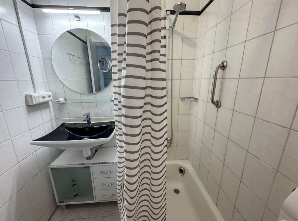 2 slaapkamer Huis te huur in Guardamar del Segura met zwembad - € 750 (Ref: 9289869)