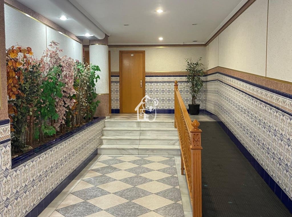 2 slaapkamer Flat te huur in La Mata - € 550 (Ref: 9297938)