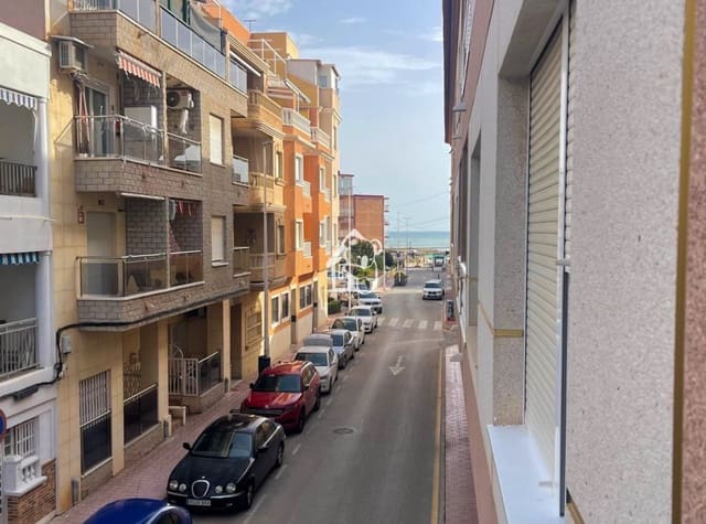 2 slaapkamer Flat te huur in La Mata, Torrevieja - € 550 (Ref: 9297938)