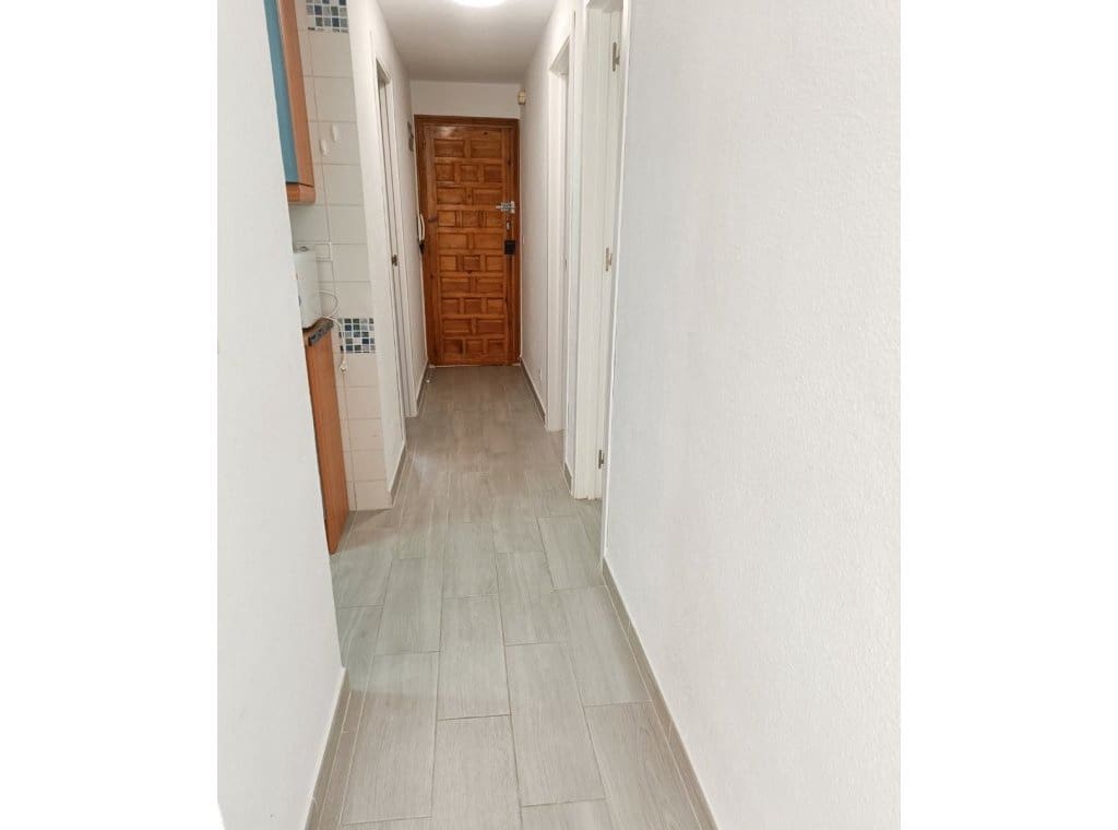 2 soveværelse Lejlighed til leje i Guardamar del Segura - € 750 (Ref: 9308079)