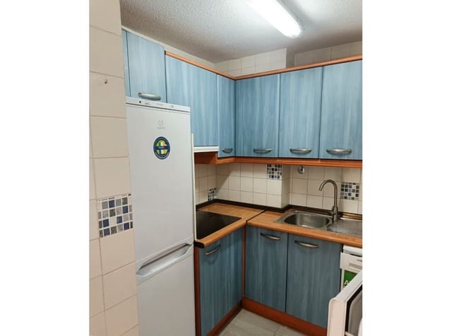 2 sovrum Lägenhet att hyra i Zona Pueblo, Guardamar del Segura - 750 € (Ref: 9308079)