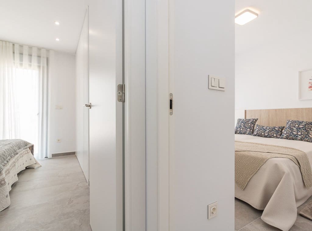 3 slaapkamer Bungalow te koop in Torrevieja met zwembad - € 279.900 (Ref: 9310239)