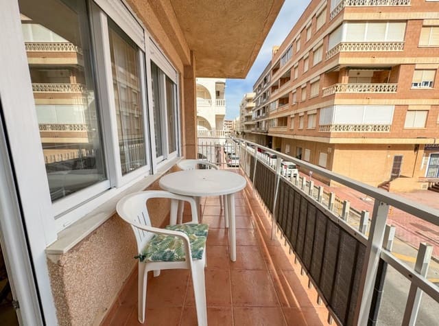 3 slaapkamer Appartement te huur in Gaspar Perelló, Torrevieja - € 950 (Ref: 9310249)