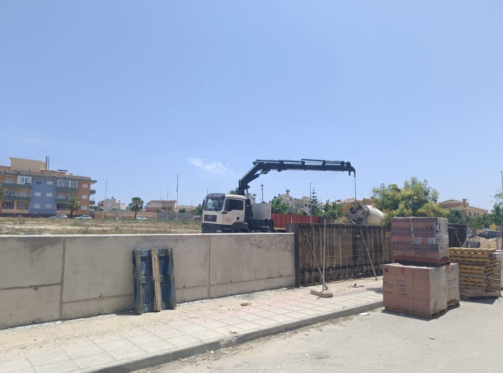 2 bedroom Apartment for sale in San Miguel de Salinas with pool - € 219,000 (Ref: 9310250)