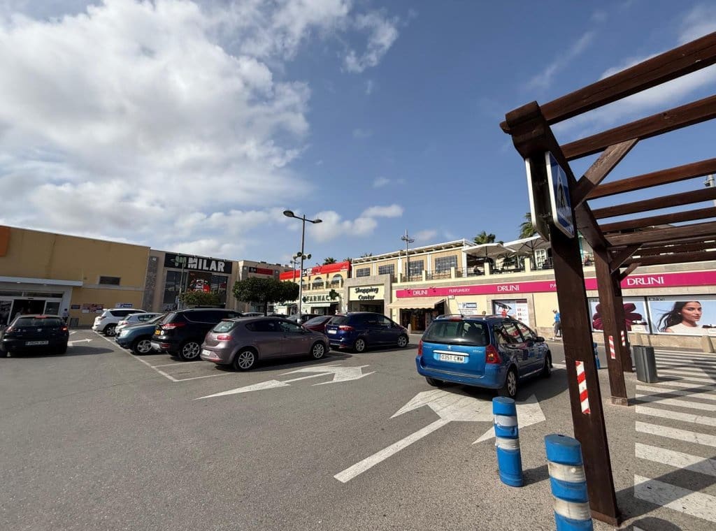 1 soveværelse Erhverv til leje i Orihuela Costa - € 1.800 (Ref: 9317018)