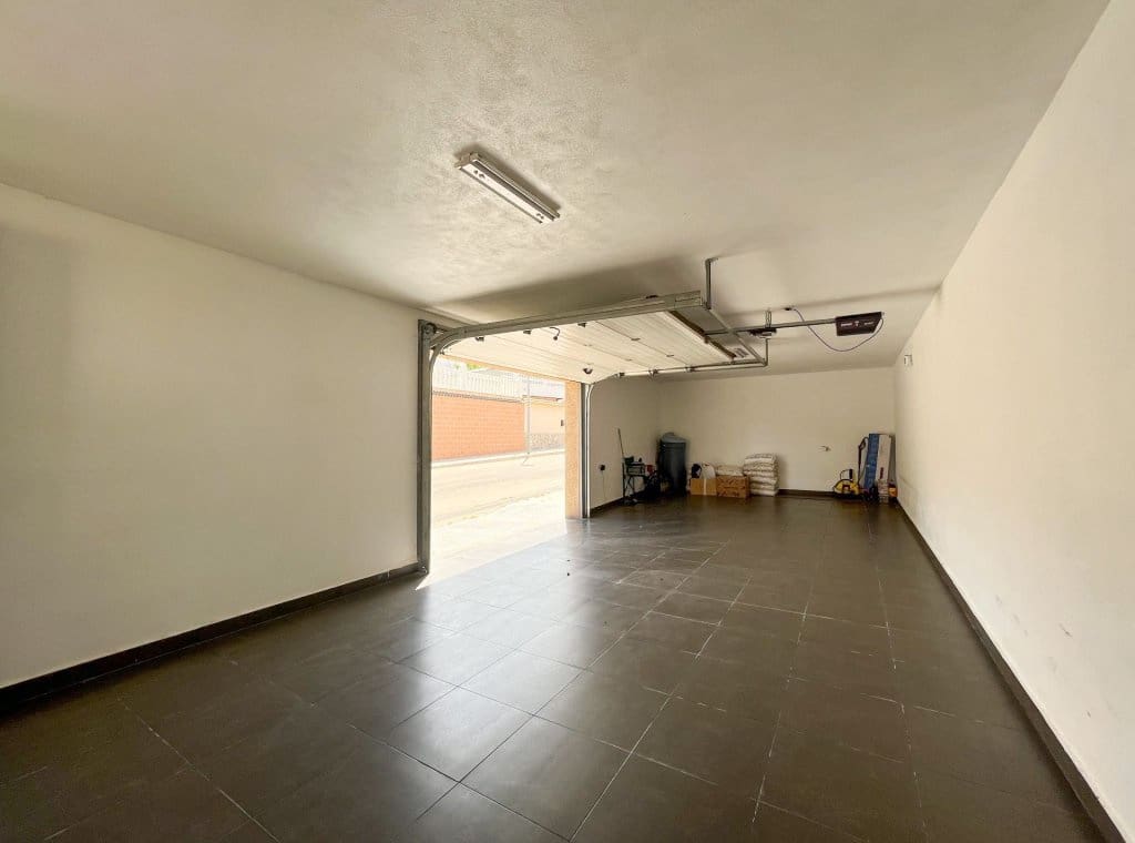 3 slaapkamer Villa te koop in Torrevieja met zwembad garage - € 365.000 (Ref: 9317019)