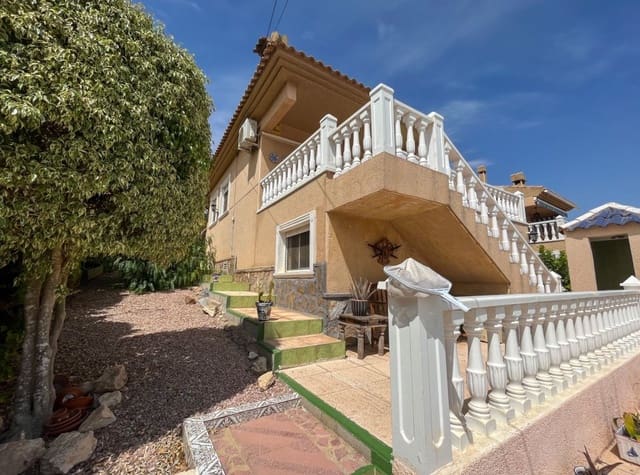 3 slaapkamer Villa te koop in Los Balcones - Los Altos, Torrevieja met zwembad garage - € 365.000 (Ref: 9317019)